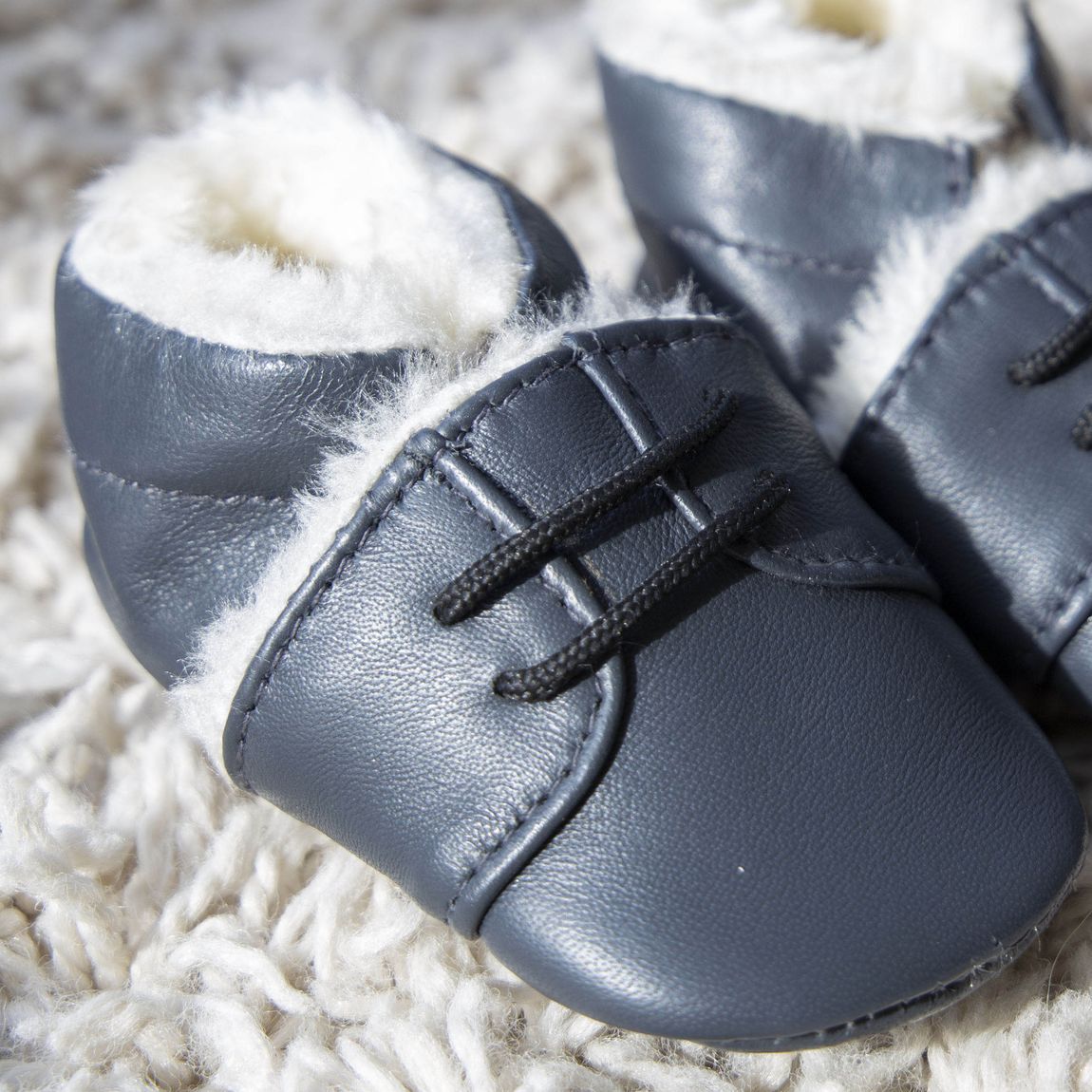 Lambskin Baby Shoes – blue