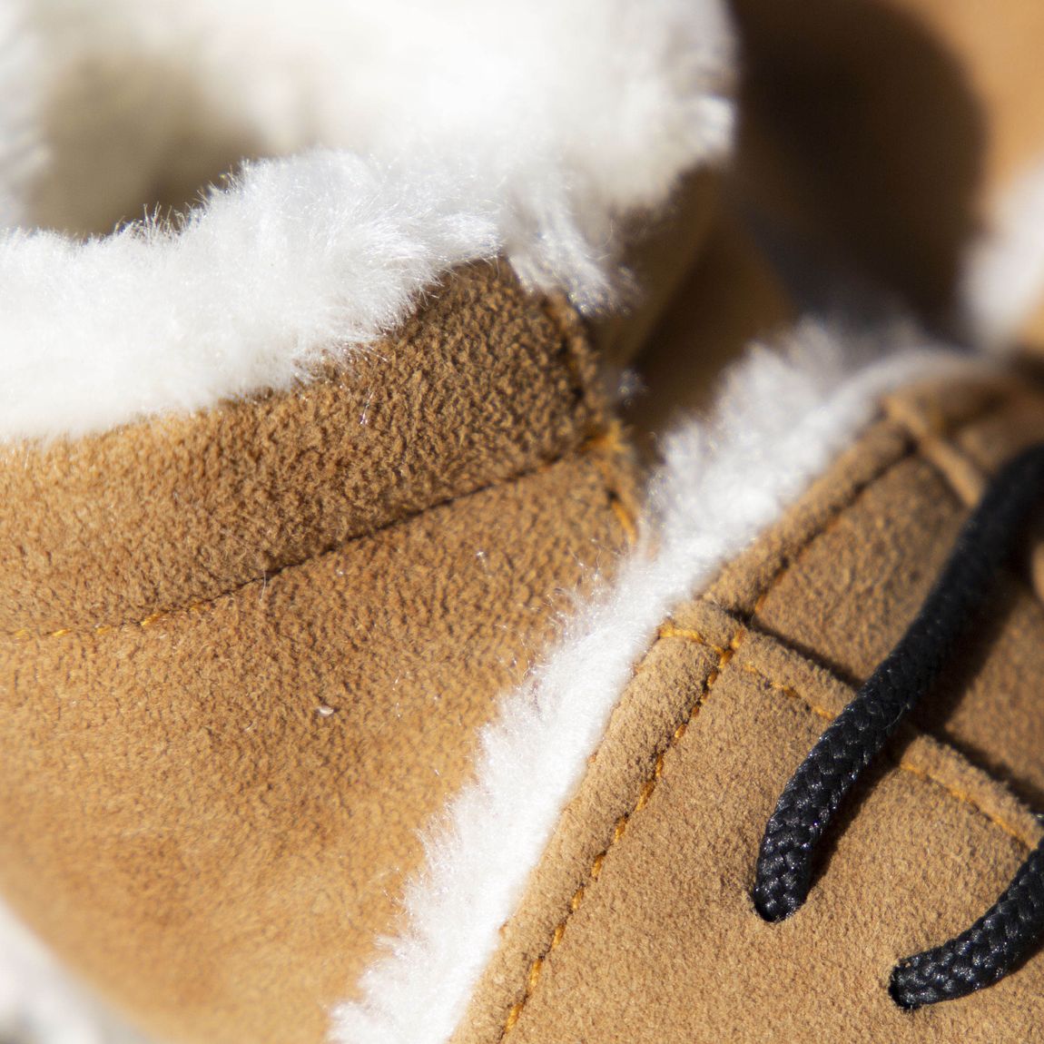 Suede Baby Shoes – cognac detail